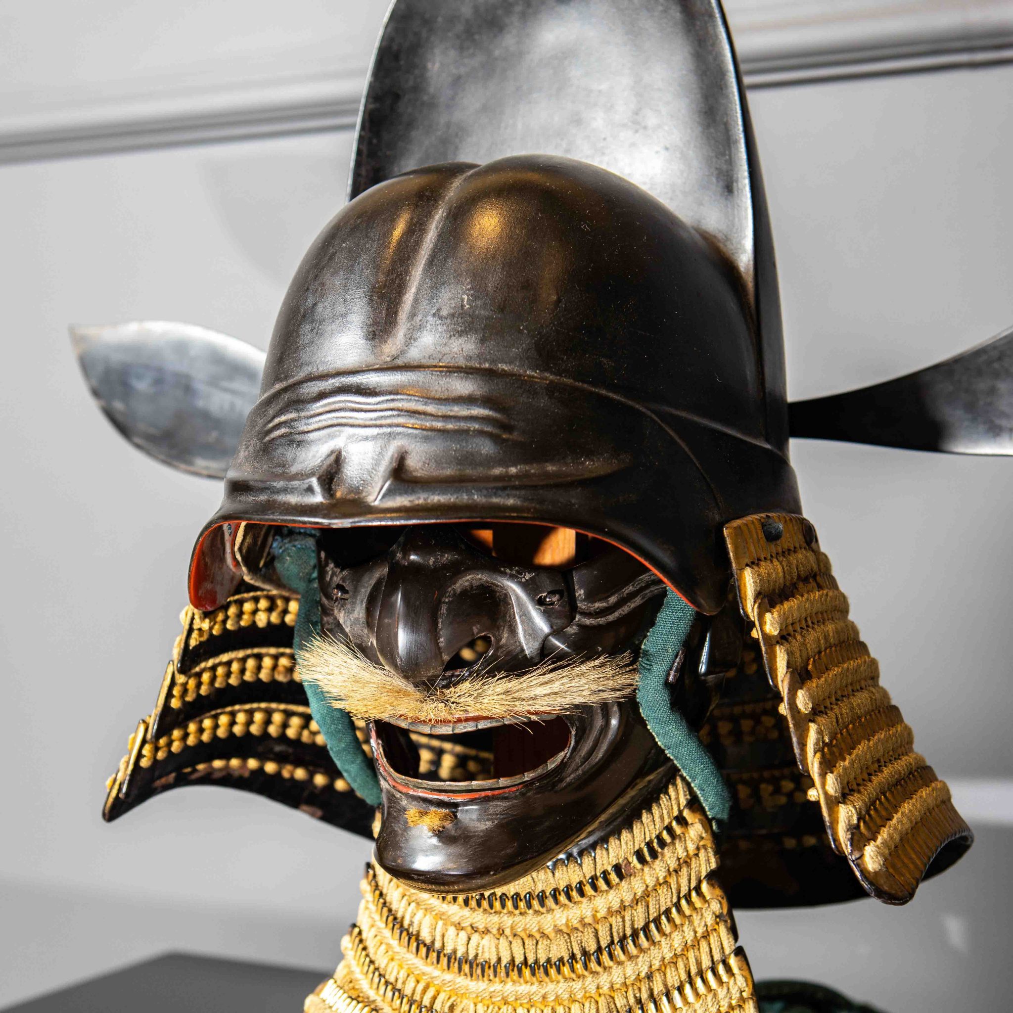 Armature giapponesi: Iron Tokanmuri Kawari Kabuto - Periodo Edo